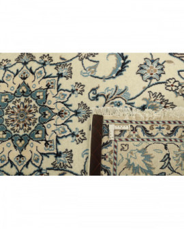 Rytietiškas kilimas Nain Kashmar - 196 x 153 cm 